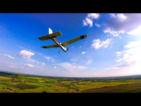 Air to air Action - UCT6SimQZ2bSEzaarzTO2ohw