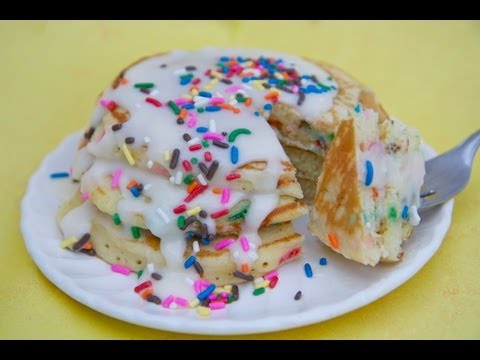 Birthday Cake Batter Pancakes w/ Buttercream Glaze - UCubwl8dqXbXc-rYE8MOSUnQ