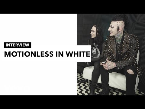 Motionless in White share their thoughts on social media and growing up in Scranton, PA - UC2pmfLm7iq6Ov1UwYrWYkZA