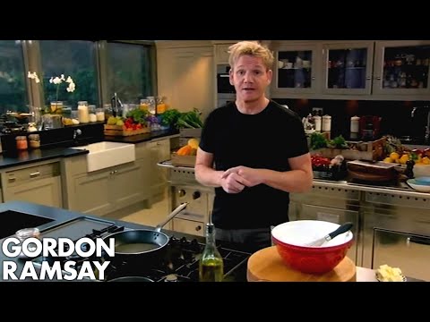 Gordon Ramsay Demonstrates How To Make A Chocolate Mint Cake - UCIEv3lZ_tNXHzL3ox-_uUGQ