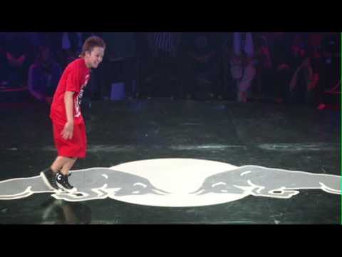 Bc One 2008 Taisuke vs. Lil Ceng Semifinals - UCblfuW_4rakIf2h6aqANefA