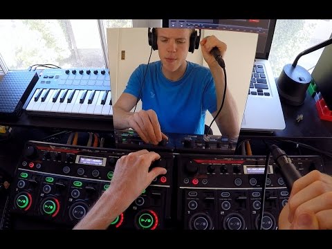 GoPro: Vocal Looping with David Siegel - UCqhnX4jA0A5paNd1v-zEysw