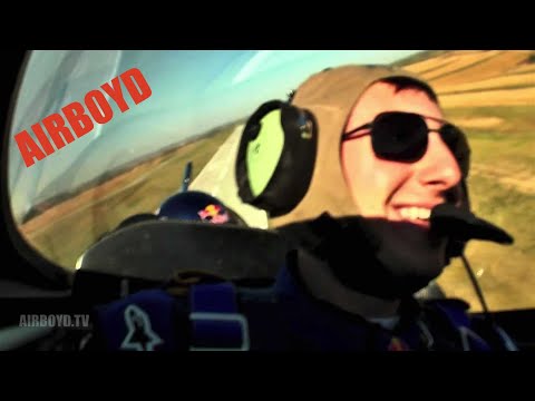 Kirby Chambliss - University of Nebraska at Omaha Aviation School (2011) - UClyDDqcDsXp3KQ7J5gyIMuQ