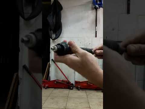 Com' � fatto il cavo della frizione autoregolante del Citroen Berlingo