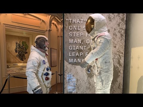 Adam Savage Meets Neil Armstrong's Apollo 11 Spacesuit! - UCiDJtJKMICpb9B1qf7qjEOA