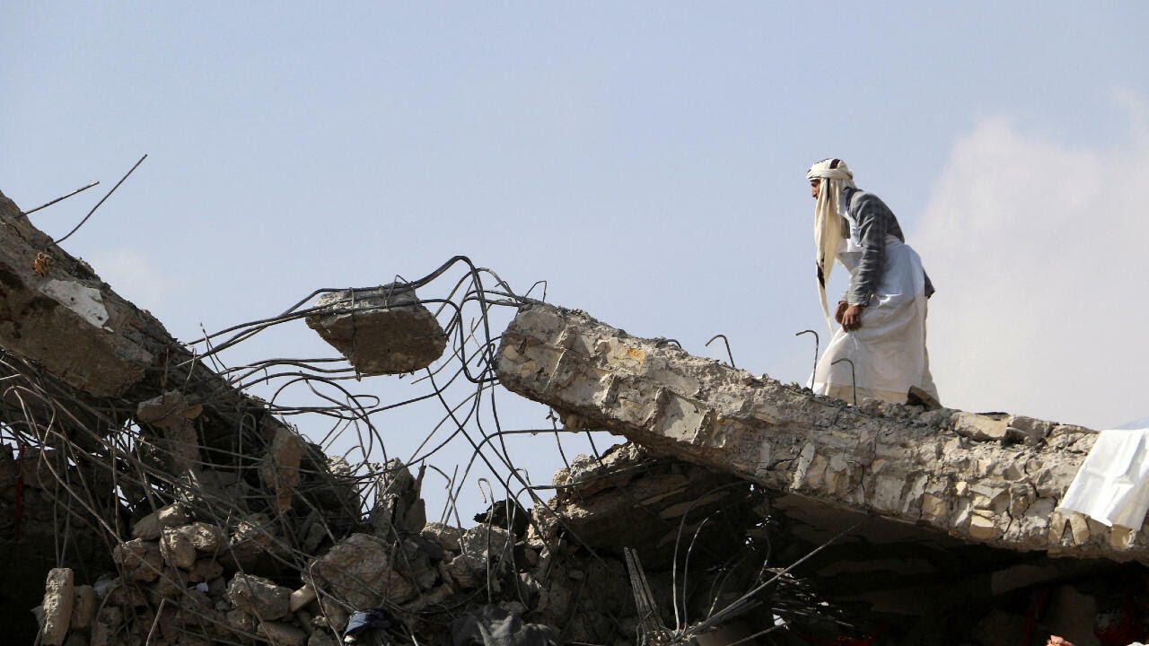 Saudi-led coalition denies targeting prison after Yemen strike kills dozens • FRANCE 24 English