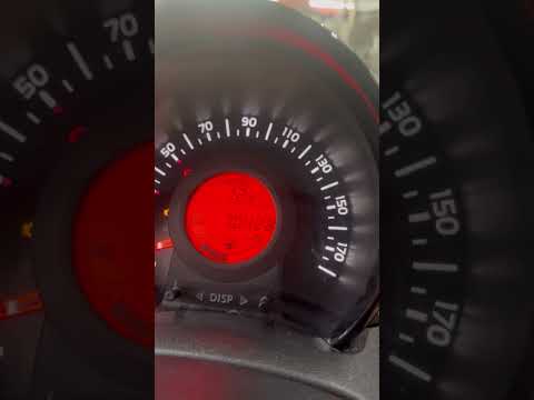 Nella Peugeot 108 del 2019, come si resetta la spia del service?