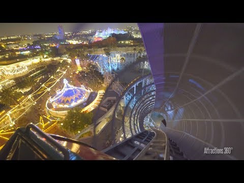 [4K] Disney California Screamin Coaster at Night - Disneyland Resort 2017 - UCbDGvfJHf0r_WjS9voB8POA