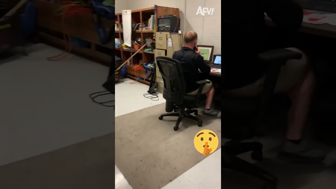 The Chair Got Outta There!! 🤣 #funny #scare #prank #work #office