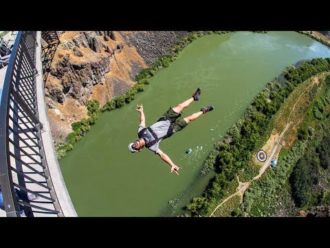 Going the Extra Miles: A BASE Jump World Record - UCblfuW_4rakIf2h6aqANefA