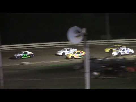 Hummingbird Speedway (7-30-22): Sunny 106 Four-Cylinder Feature - dirt track racing video image