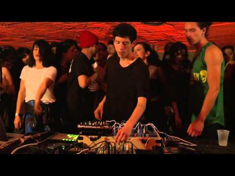 AAAA Boiler Room Mexico City Live Set - UCGBpxWJr9FNOcFYA5GkKrMg