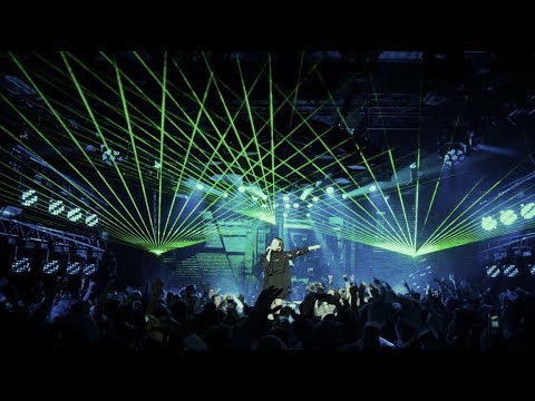 Alan Walker - Faded (Live Performance) - UCJrOtniJ0-NWz37R30urifQ