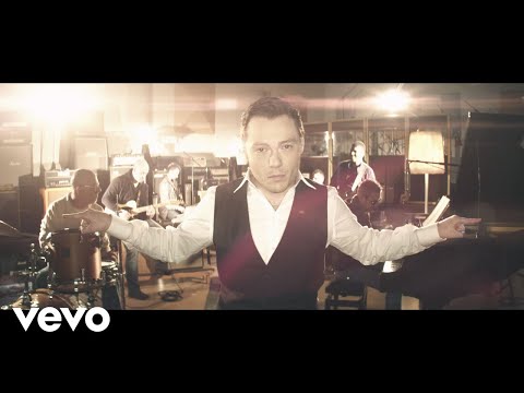 Tiziano Ferro - Hai Delle Isole Negli Occhi