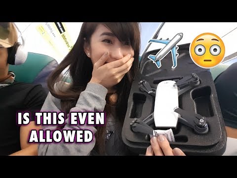DRONE UNBOXING ON THE PLANE ✈️ (DJI Spark) - UC66eoP3j29OuCIM0-K9RnsA