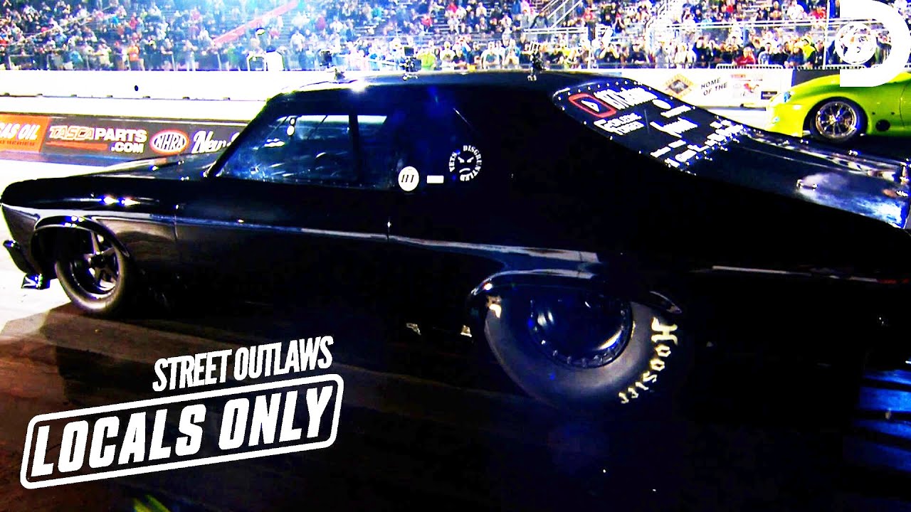 Big Tires Win the Race | Street Outlaws: Locals Only | Discovery