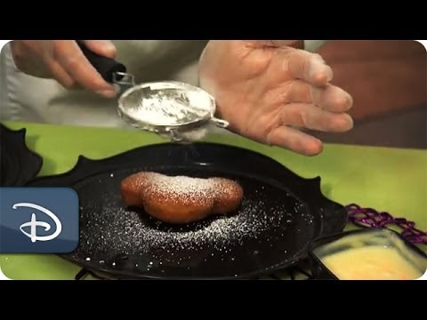 Pumpkin Beignets At New Orleans Square | Disneyland Resort - UC1xwwLwm6WSMbUn_Tp597hQ