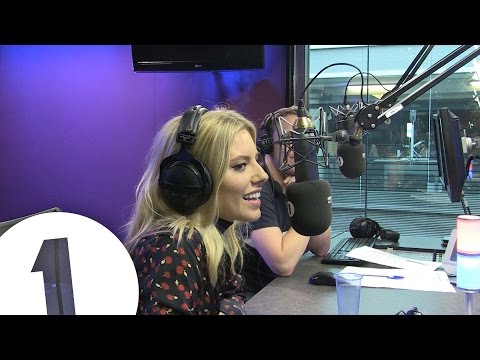 Mollie King Stitched Up By Frankie Bridge - UC-FQUIVQ-bZiefzBiQAa8Fw