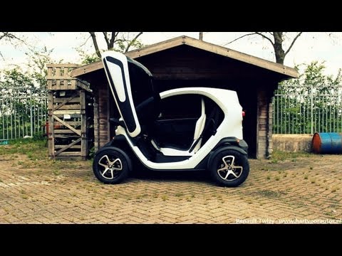 Renault Twizy Review - www.hartvoorautos.nl - English Subtitled! - UCPBs0wpJQ4Elhx_H318a9TQ