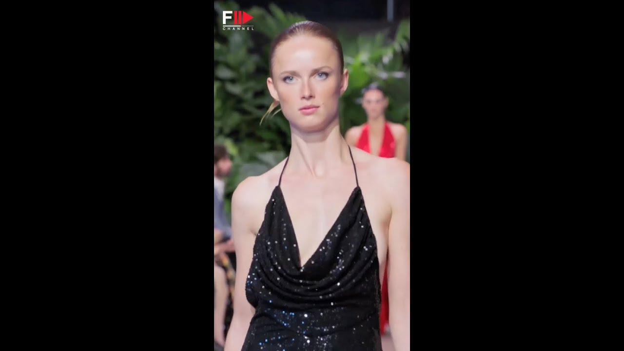 RIANNE VAN ROMPAEY Model SS 2023 – Fashion Channel #shorts