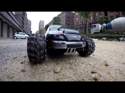 Mini RC 4WD Truck Drifting - WLToys A979 Vortex - UCsFctXdFnbeoKpLefdEloEQ