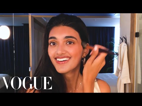 Model Neelam Gill's Guide to Off-Duty Beauty | Beauty Secrets | Vogue - UCRXiA3h1no_PFkb1JCP0yMA