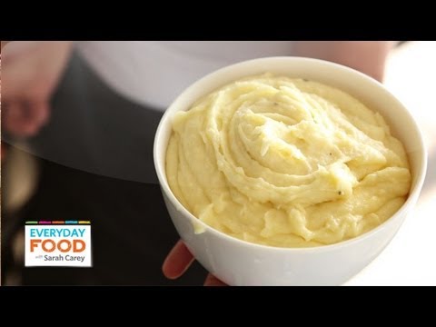 Luxurious Mashed Potatoes | Thanksgiving Recipes | Everyday Food with Sarah Carey - UCl0kP-Cfe-GGic7Ilnk-u_Q