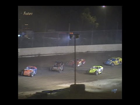 IMCA Modifieds - Hartford Speedway Park 9.1.2000 - dirt track racing video image
