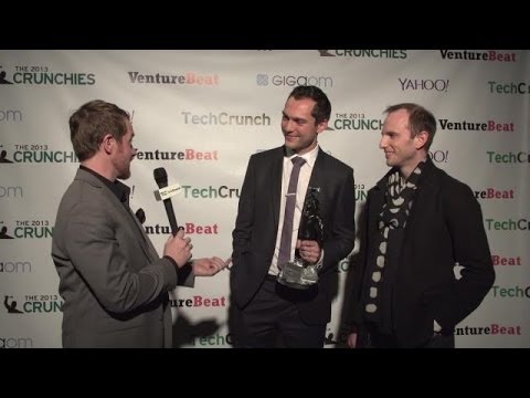 Airbnb Backstage Interview | Crunchies 2013 - UCCjyq_K1Xwfg8Lndy7lKMpA