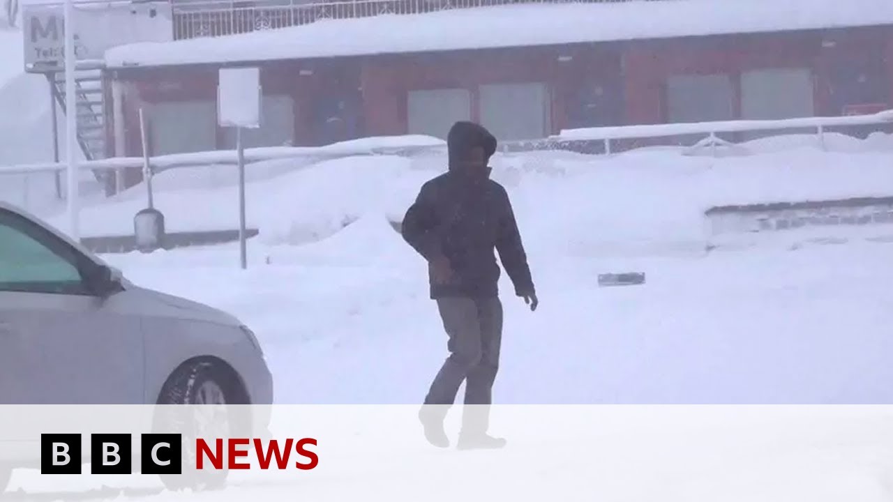 Tourists among four killed in Norway avalanches – BBC News