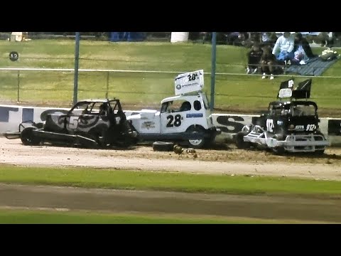 Waikaraka Park Speedway - Stockcars + $1000 Butchers Picnic Race - 28/5/22 - dirt track racing video image