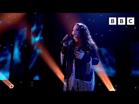 Lola Young performs 'Electric Dreams' - Red Nose Day - Comic Relief 2022 - BBC