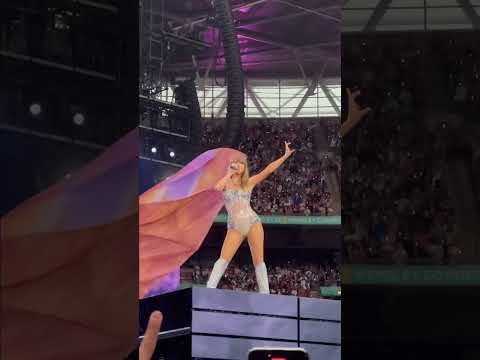 Taylor Swift - Miss Americana & the Heartbreak Prince (Live at The Eras Tour, London night 4)