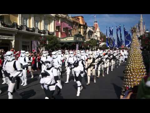 Star Wars Stormtroopers, Darth Vader On Main Street, Magic Kingdom - Disney Parks Christmas Parade - UCe-gHr2O_LP7t0YJYHZQZlg