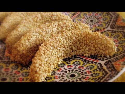Gazelle Horns Covered with Sesame Seeds / "Kab-El-Ghazal" Recipe - CookingWithAlia - Episode 134 - UCB8yzUOYzM30kGjwc97_Fvw