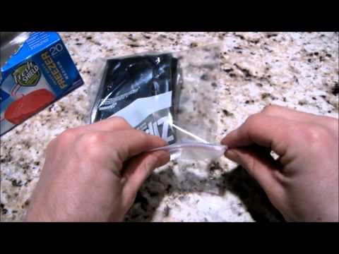 Dead Hard Drive? Lost Data? Try the Freezer Method! Linus Tech Tips - UCXuqSBlHAE6Xw-yeJA0Tunw