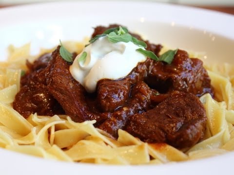 Beef Goulash - Hungarian Beef Goulash Recipe - Paprika Beef Stew - UCRIZtPl9nb9RiXc9btSTQNw