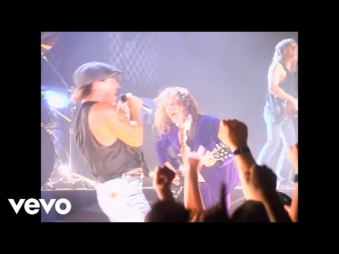 AC/DC - Big Gun (Official Video) - UCmPuJ2BltKsGE2966jLgCnw