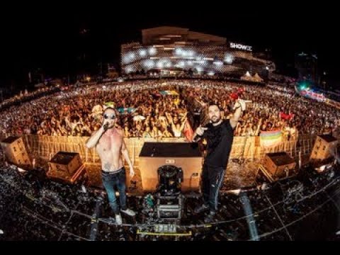 Dimitri Vegas & Like Mike & Steve Aoki vs Ummet Ozcan - Melody (LIVE Tomorrowland 2016)