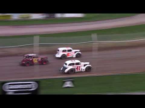 8/6/22 Legend Feature Beaver Dam Raceway - dirt track racing video image