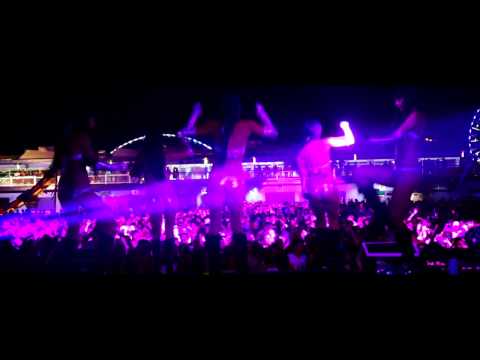 Hardwell - Cobra (Official Music Video) - UCGZXYc32ri4D0gSLPf2pZXQ