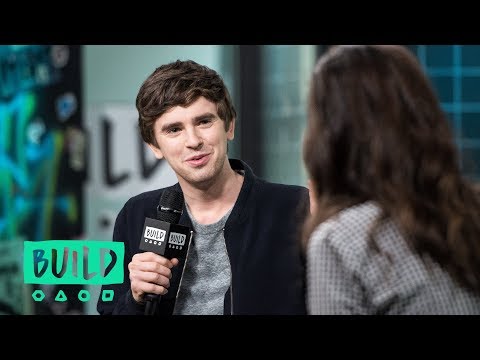 Freddie Highmore Discusses "The Good Doctor" - UClZmCCcrhNaXhWYvZNIolWg