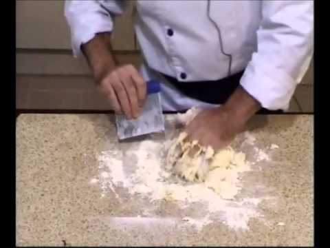 Cours de cuisine: La pâte brisée sucrée