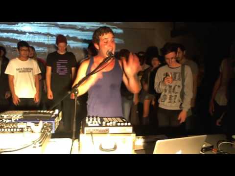 Baths Boiler Room Los Angeles Live Set - UCGBpxWJr9FNOcFYA5GkKrMg