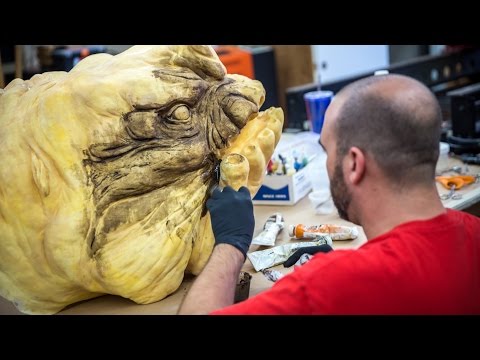 Building the Star Wars Rancor Costume, Part 4 - UCiDJtJKMICpb9B1qf7qjEOA