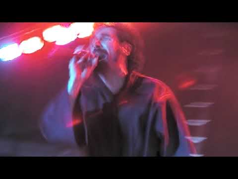 System Of A Down - Johnny(Live) in Wantagh, USA 2002 (Remastered)