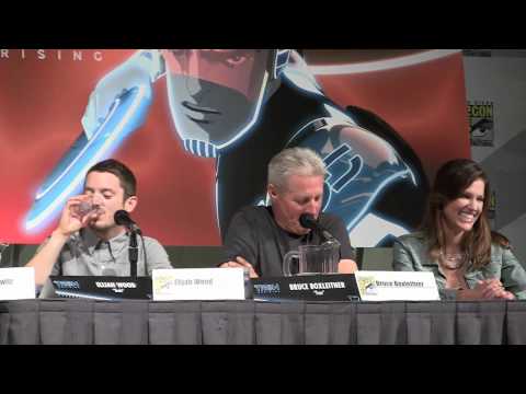 Full Tron: Uprising panel with Elijah Wood, Bruce Boxleitner, at San Diego Comic-Con 2012 - UCYdNtGaJkrtn04tmsmRrWlw