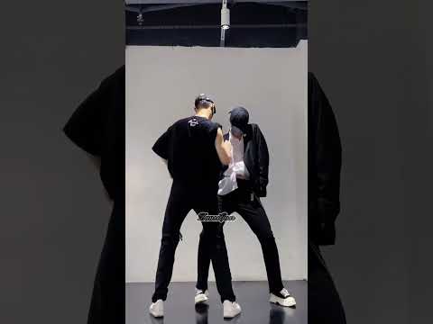 ChengLin & Harry 《承霖. & Harry学长🏀》Dance Cover《Wannabe - why mona》| Hot Dance Douyin #shorts