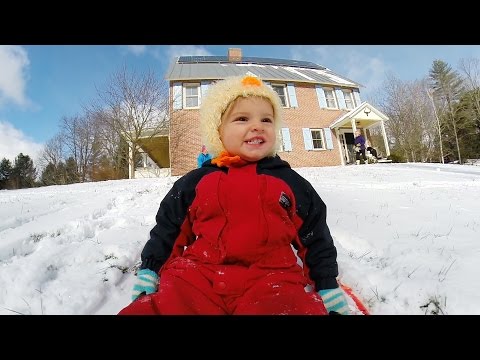 GoPro: Stella & Quincy's First Snow Experience - TV Commercial - UCqhnX4jA0A5paNd1v-zEysw