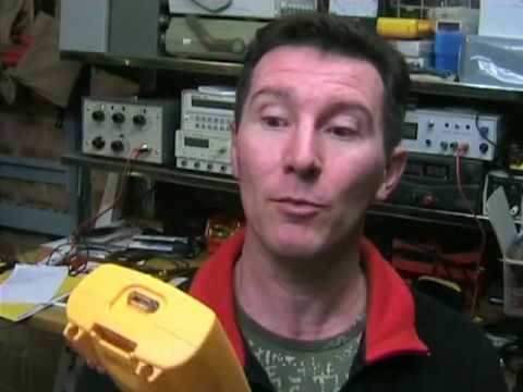 EEVblog #15 Part 1 of 2 - Fluke 189/289 multimeter review - UC2DjFE7Xf11URZqWBigcVOQ